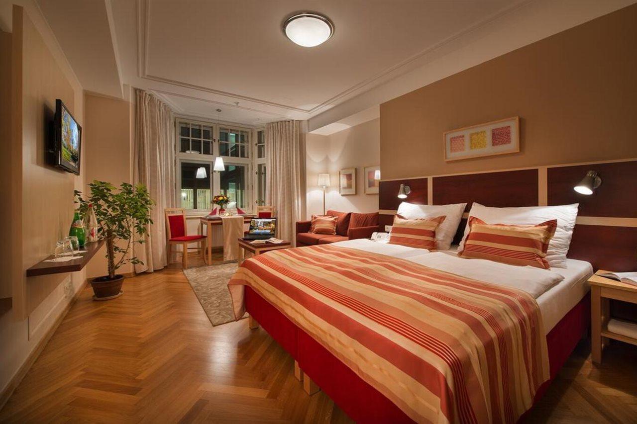 Ea Hotel Julis Praga Exterior foto